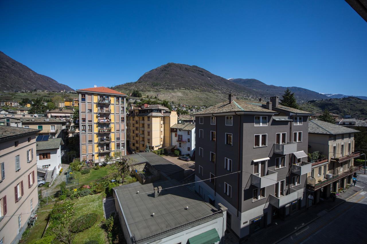 Piazzi House Aparthotel Sondrio Exteriör bild